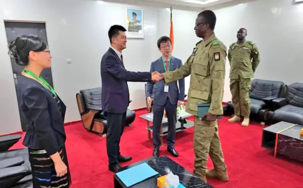 Niger: Le renforcement de la coopération militaire sino-nigérienne au cœur des discussions entre le Ministre Salifou Mody et l'Ambassadeur Jiang Feng