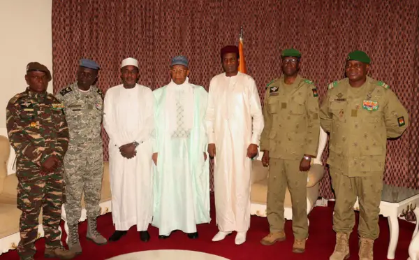 Le ministre tchadien des Armées en déplacement au Niger