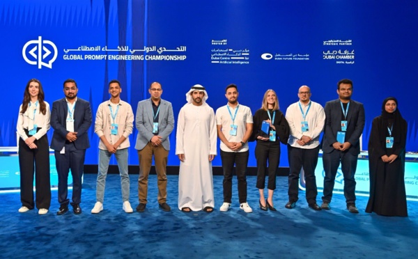 Dubaï : trois gagnants d'Inde et d'Autriche  récompensés lors Championnat mondial d'ingénierie des requêtes IA