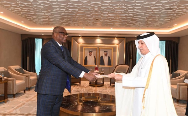 Tchad-Qatar :  l’ambassadeur Tchonai Elimi remet les copies figurées de ses lettres de créance