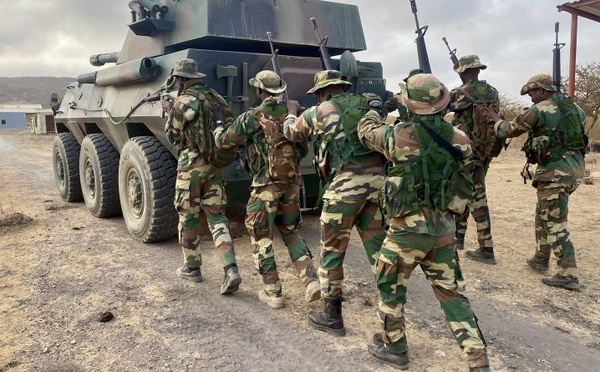 La France et le Sénégal ont créé une commission conjointe pour le retrait des troupes