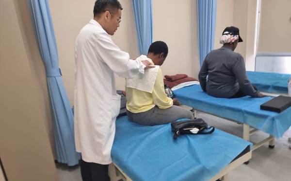 Chine : La médecine traditionnelle chinoise entre modernité et inclusion des personnes malvoyantes