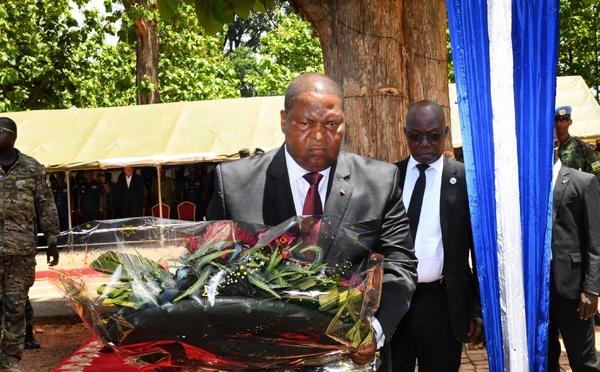 RCA : Le Président Touadéra rend un hommage solennel aux soldats tombés à Zémio