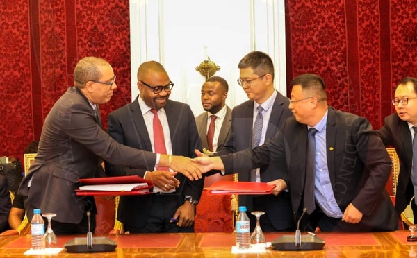 Guinée équatoriale : signature d’un contrat avec CMEC et Sinohydro sur les infrastructures électriques