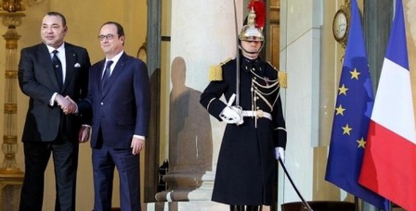 Entretien de haute facture au Palais de l'Elysée entre le Président français et le Roi du Maroc