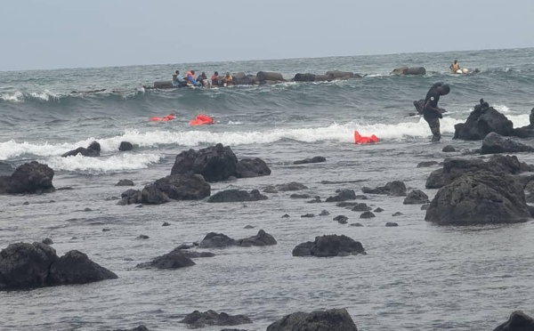 Cameroun : Les pompiers de la SONARA mène une opération de sauvetage en mer au large de Limbe