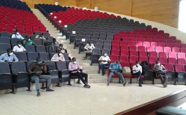 Enseignement supérieur au Tchad : les réformes de Tom Erdimi saluées par le Chef du Gouvernement