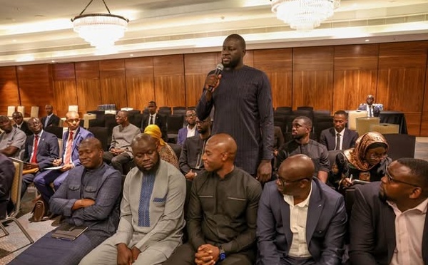 Sénégal : Le Président Bassirou Diomaye Faye rencontre la communauté sénégalaise au Rwanda
