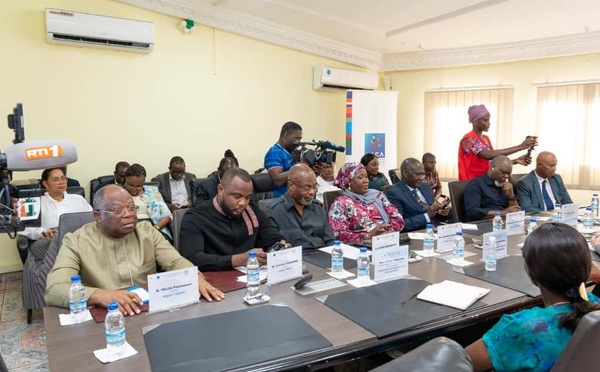 Tchad - Côte d'Ivoire : Régulation médiatique de la présidentielle du 25 octobre : le RIARC poursuit sa mission d'appui à la HACA