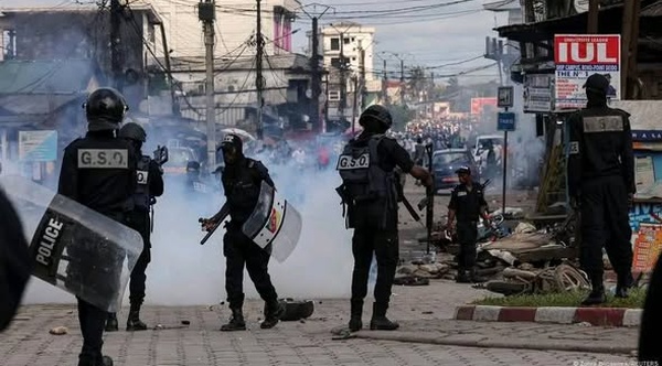 Cameroun : Tensions post-électorales – Quatre morts à Douala, le Gouverneur du Littoral appelle au calme