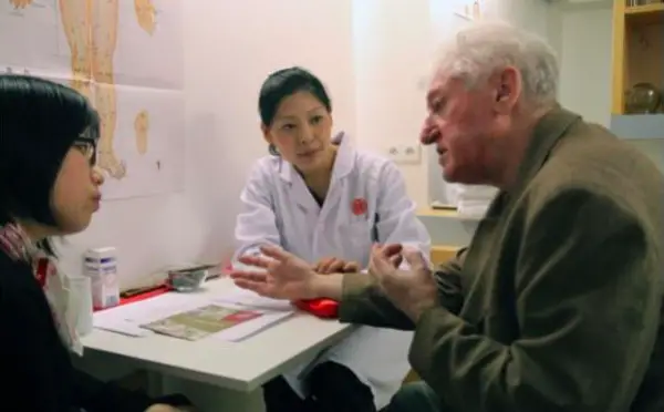 La Chine et la République tchèque renforcent leur coopération médicale et sanitaire