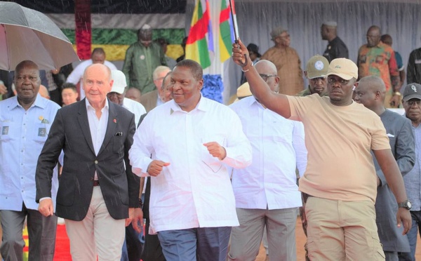 RCA : le président de la République lance la construction du siège de Trans African Railways System LT