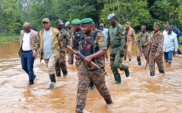 RCA / BAYANGA : Le Président de la République visite le Parc National de Dzanga Sangha