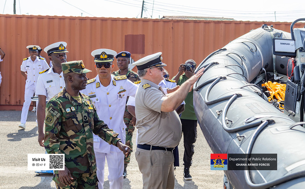 Ghana : Don d’un patrouilleur naval par le Royaume-Uni