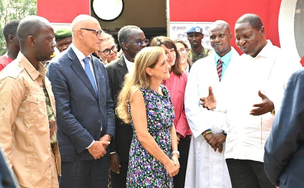 RCA : le président de la République visite la clinique Sant 'Egidio à Bangui