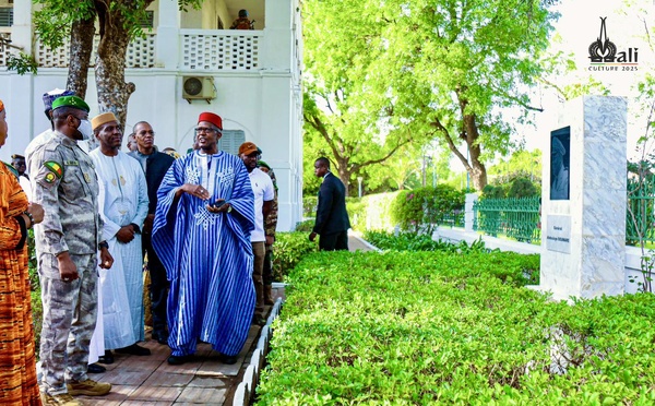 Mali : Inauguration des Places « Mali Cεbaw » et « Mali Kεlεmasaw » à Koulouba