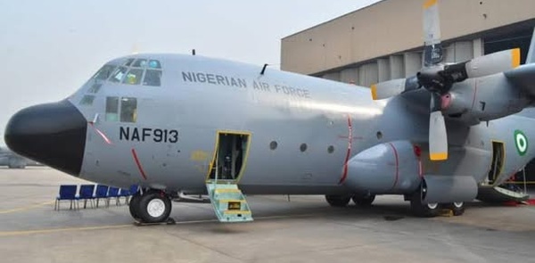 Flash : Le Burkina Faso libère l'avion et les militaires nigérians après des échanges diplomatiques