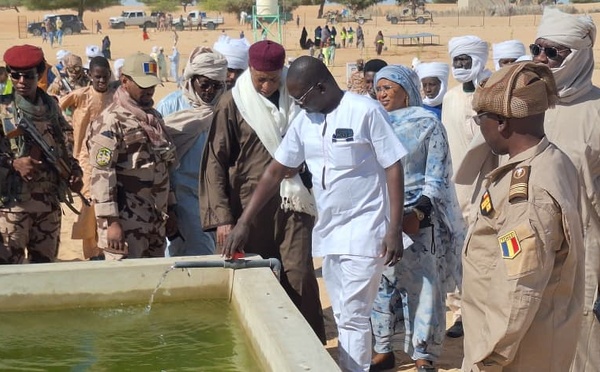 Tchad : visite des autorités provinciales du site de reboisement de Barra