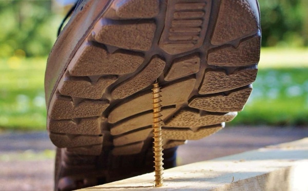 Tchad : le métier de vigile, une alternative de survie pour de nombreux diplômés sans emploi