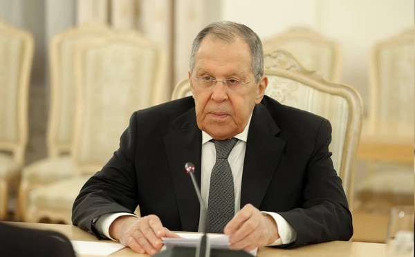 ​La Russie condamne les frappes américaines et israéliennes contre l’Iran et appelle à une désescalade immédiate