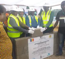 Tchad : pose de la pierre de construction d'un réfectoire à l'ENA