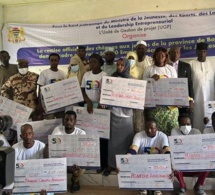 Tchad : remise des chèques aux 25 bénéficiaires du projet « Initiative 50 000 Emplois » à Mongo