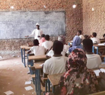 Tchad : faut-il accorder de l'argent de poche aux élèves ?