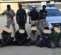 Tchad : 23 présumés malfrats arrêtés par la police et un vaste arsenal criminel saisi