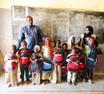 Tchad : un don de fournitures scolaires aux élèves d'Amdjarass