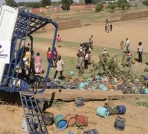 N'Djamena : Un camion de gaz butane se renverse à Walia, un blessé grave enregistré
