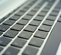 Tchad : harcèlement des femmes en ligne et dans l’espace public à N’Djamena, un phénomène préoccupant