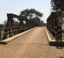 Tchad : les autorités du Moyen Chari suivent les travaux du pont de Tarangara
