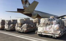 Des chargements près d'un avion cargo. Illustration. © DR