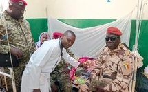 La Force mixte Tchad–RCA vient en aide à Mme Fatimé Atome, mère de triplés abandonnés