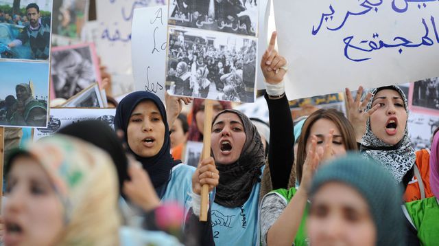 Dès l'enfance, on programme les Marocaines à devenir ménagères