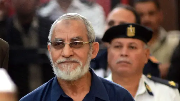 Egypte : Mohamed Badie et 13 dirigeants des Frères musulmans condamnés à mort